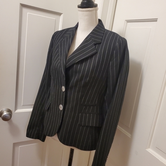 H&M Black & White Striped Linen Blazer Career, Casual Size 8 - Picture 11 of 11